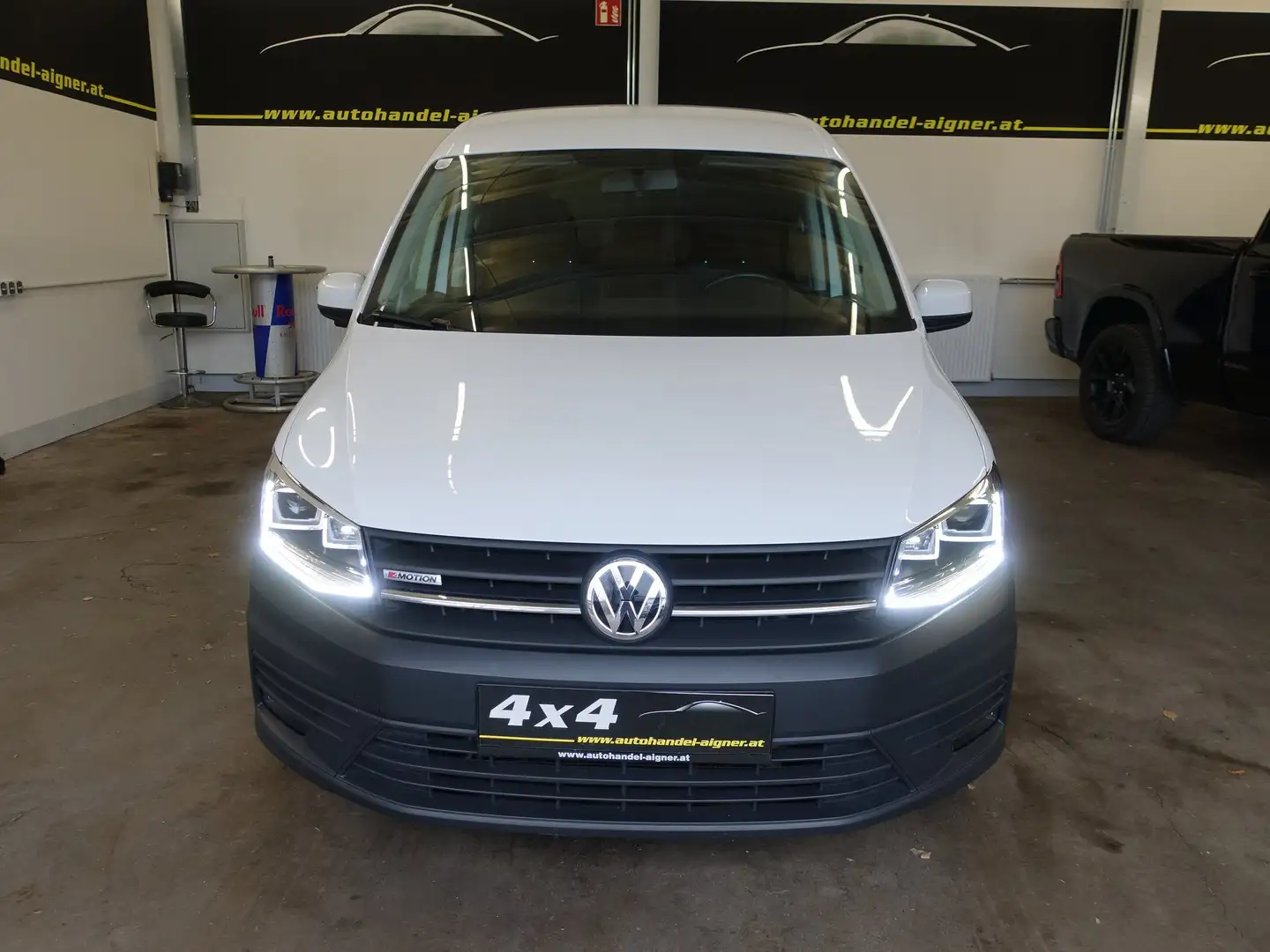 Volkswagen Caddy Kombi Austria Plus 2.0 TDI 4Motion Biały - 2