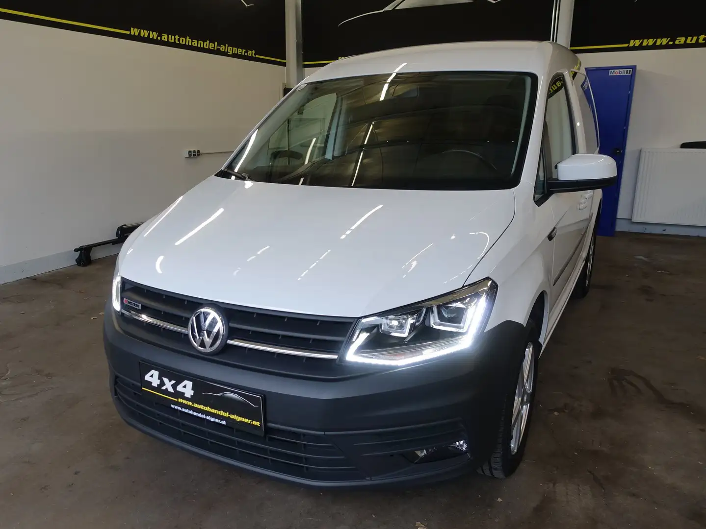 Volkswagen Caddy Kombi Austria Plus 2.0 TDI 4Motion Biały - 1