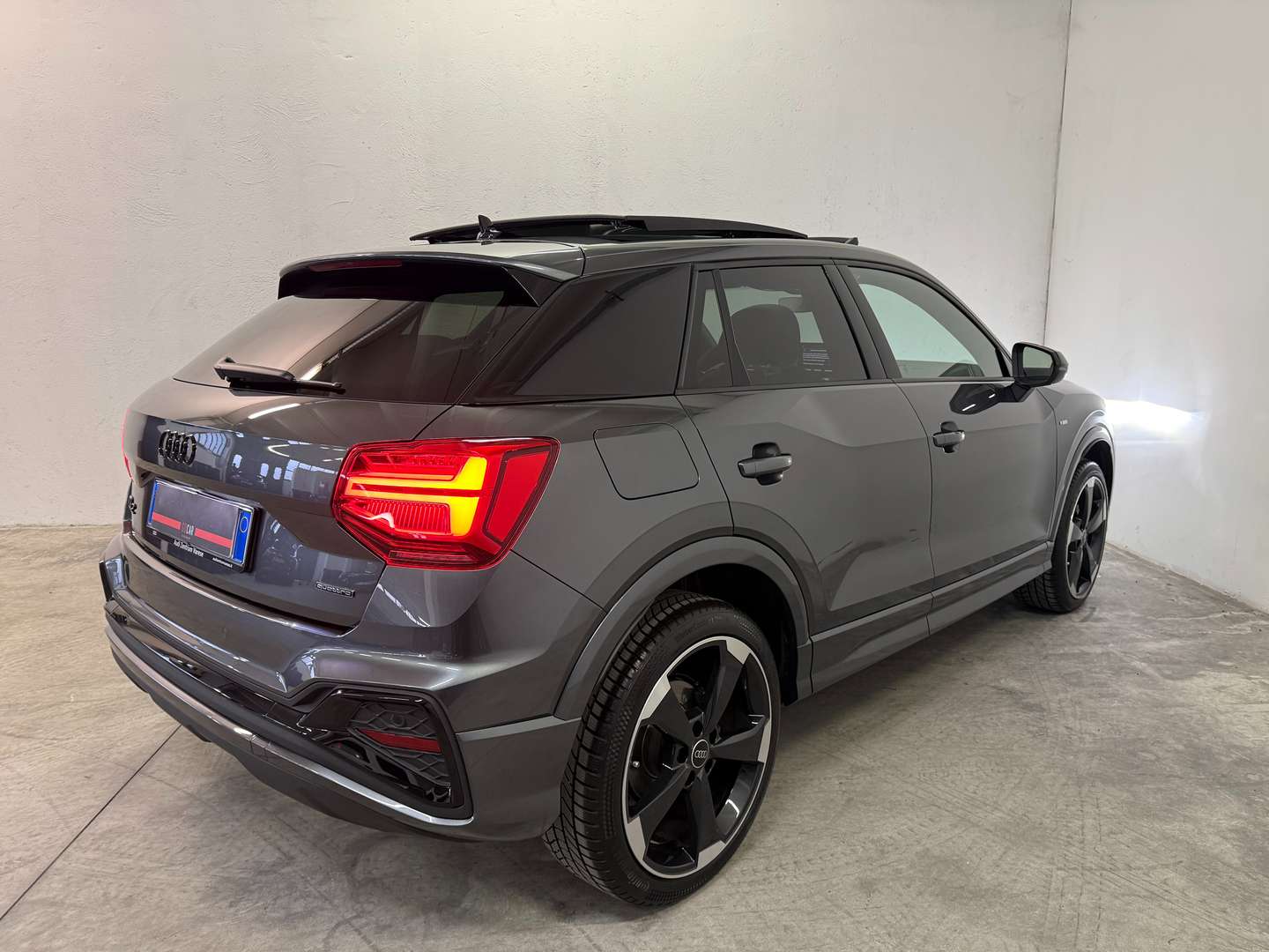 Audi Q2 Identity Black 40 TFSI - - Joinsteer - #3
