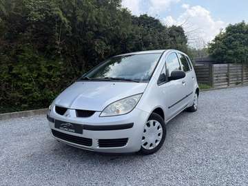 1.3i 16v Inform * AIRCO