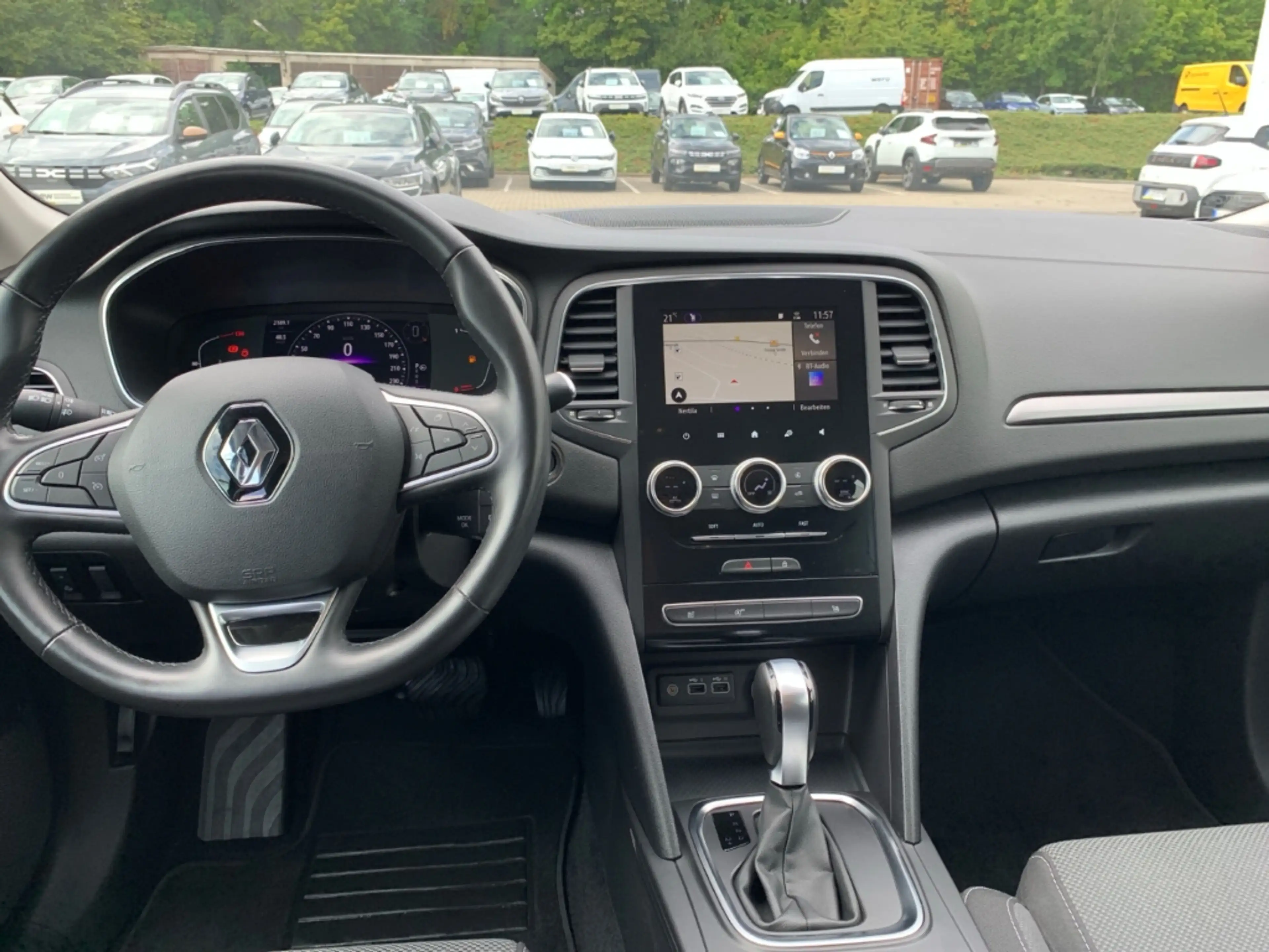 Renault Megane GRANDTOUR EQUILIBRE 1.5 dCi 115 SHZ+NAVI — photo 14