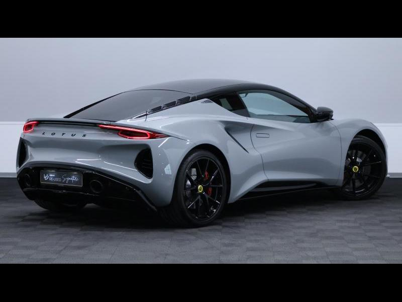Lotus Emira 2i4 364 First Edition DCT8 — photo 5
