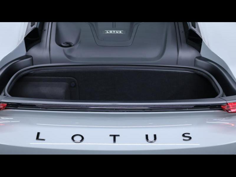 Lotus Emira 2i4 364 First Edition DCT8 — photo 8
