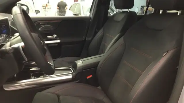Mercedes-Benz Gla view 7