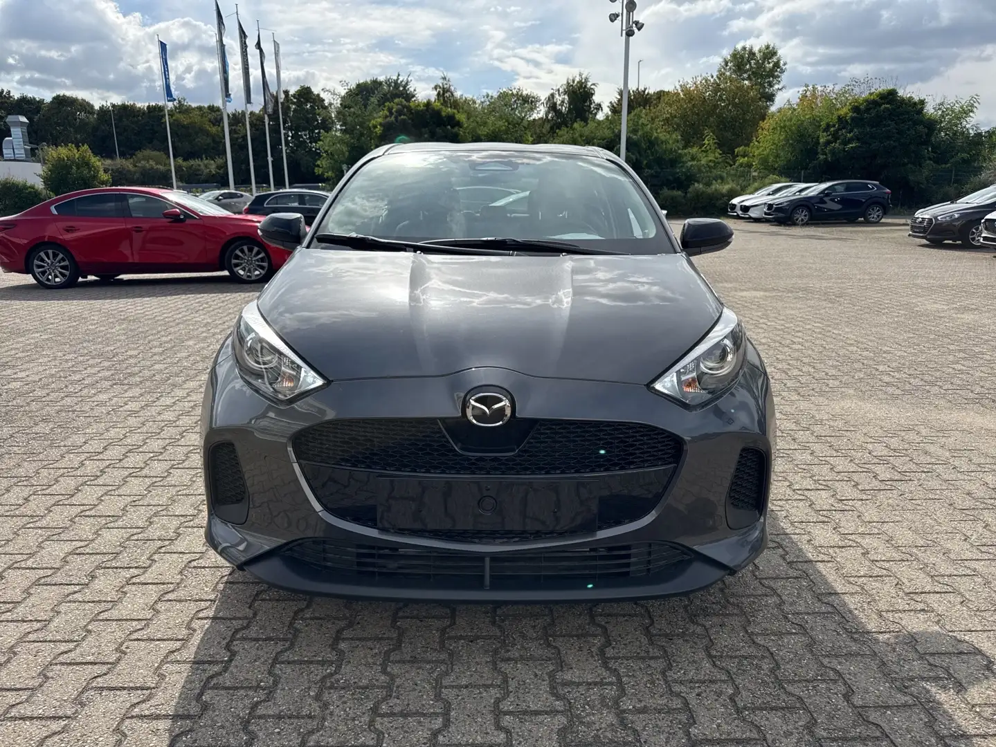 Mazda 2 Hybrid Centre-Line 1.5L VVT-i 116 Grigio - 2