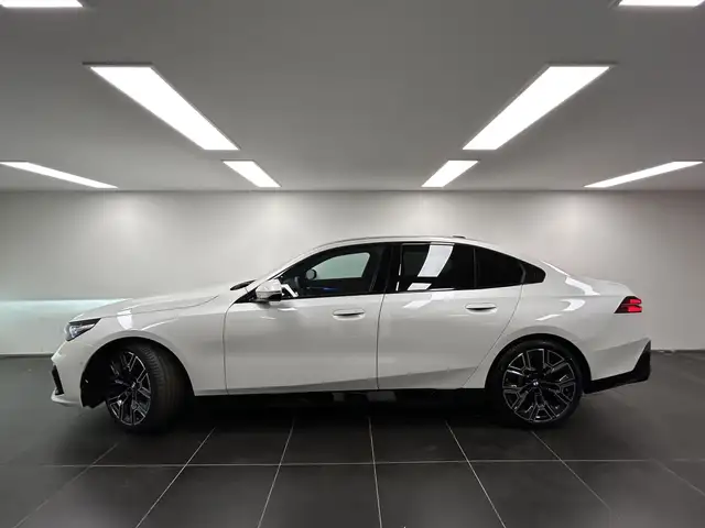 BMW M view 2