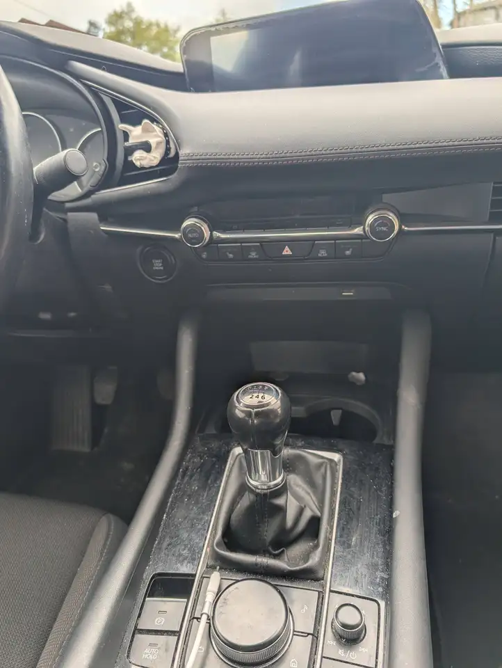 Mazda 3 снимка Mazda 3