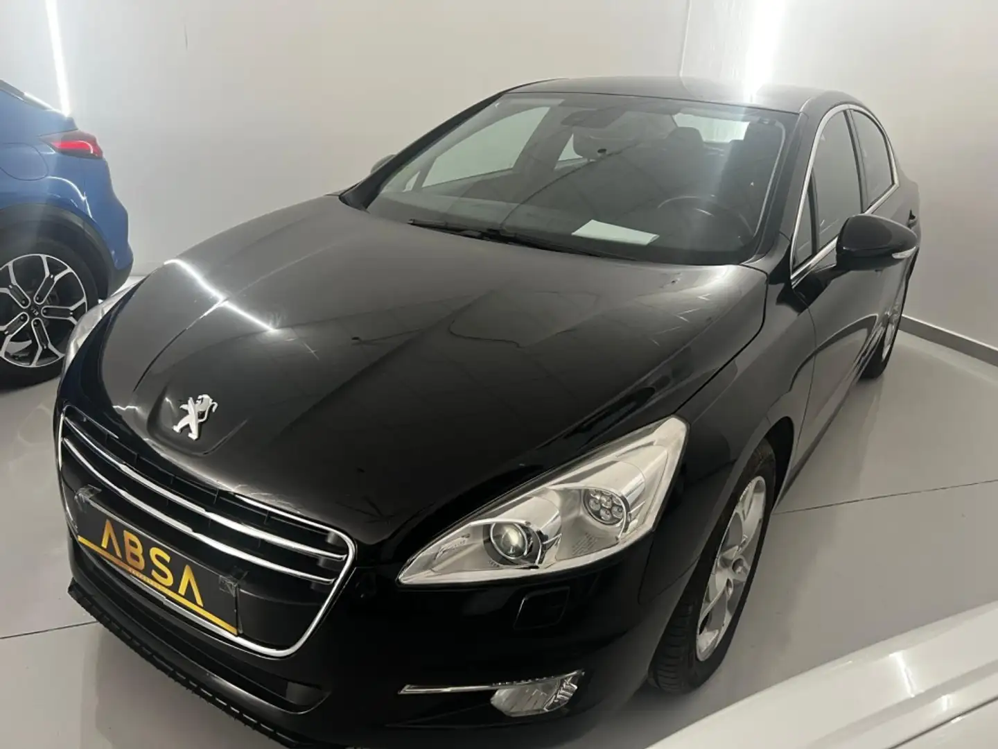 Peugeot 508 SW1.6e-HDI Blue Lion Access CMP Negro - 1
