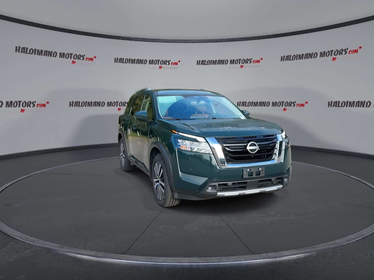2022 Nissan Pathfinder Platinum 4WD | One Owner | No Accidents | Vent. Fr — снимка 1