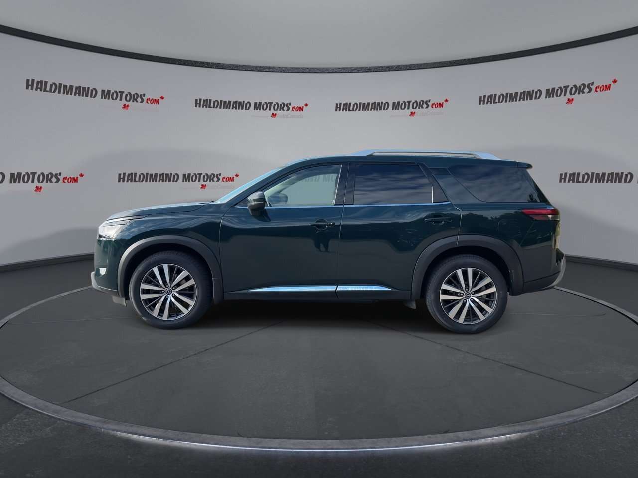2022 Nissan Pathfinder Platinum 4WD | One Owner | No Accidents | Vent. Fr — снимка 1