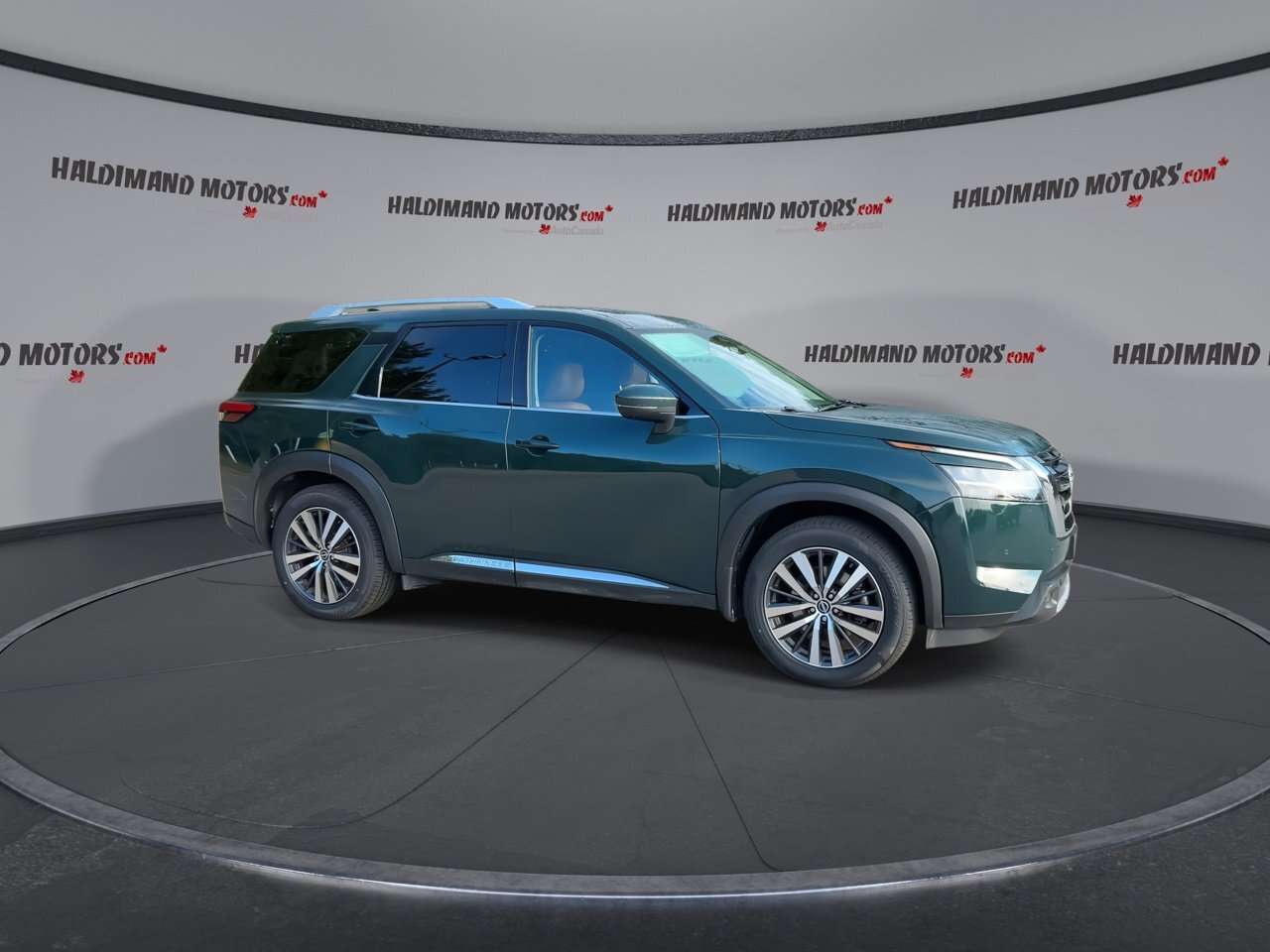 2022 Nissan Pathfinder Platinum 4WD | One Owner | No Accidents | Vent. Fr — снимка 1