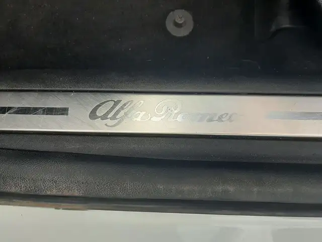 Alfa Romeo Giulietta view 9
