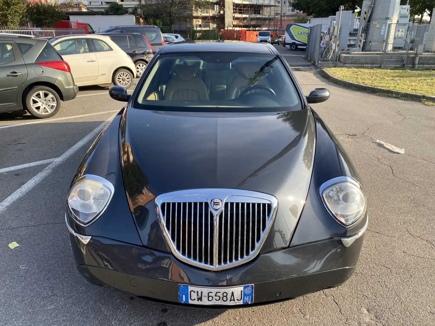 Lancia Thesis 2.0 turbo 20v Emblema Grigio - 2