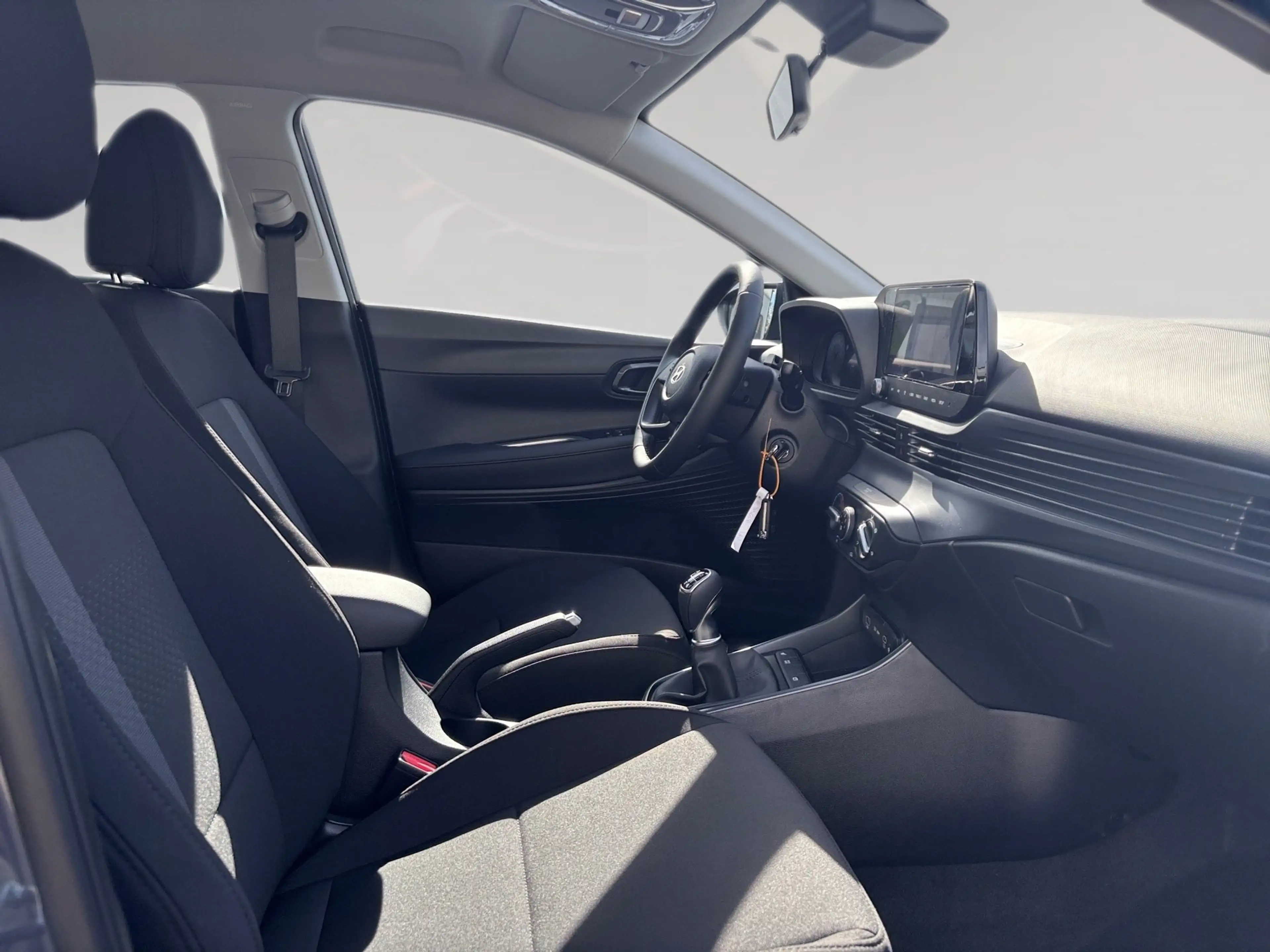 Hyundai i20 1.0L T-GDI Trend 6-MT 2WD — photo 13