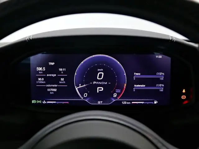 Maserati MC20 view 10