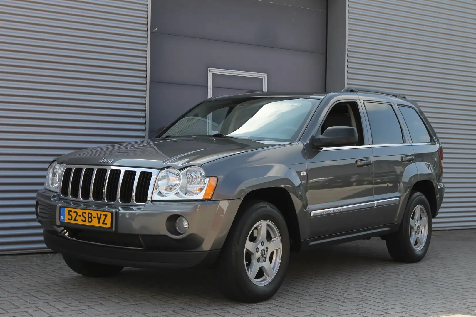 Jeep Grand Cherokee 4.7 V8 Limited I Aut. I 4X4 I Leder I Dealer Oh. Grau - 1