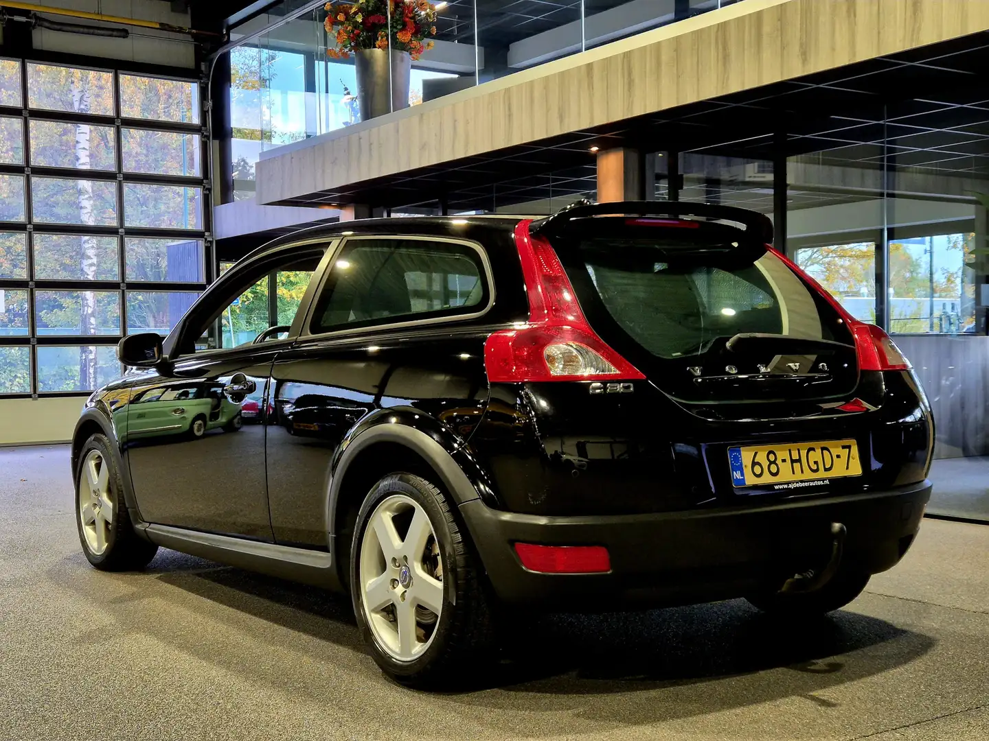 Volvo C30 "EXPORT" 1.6D Sport Volleder | Sensoren | Trekhaak Zwart - 2