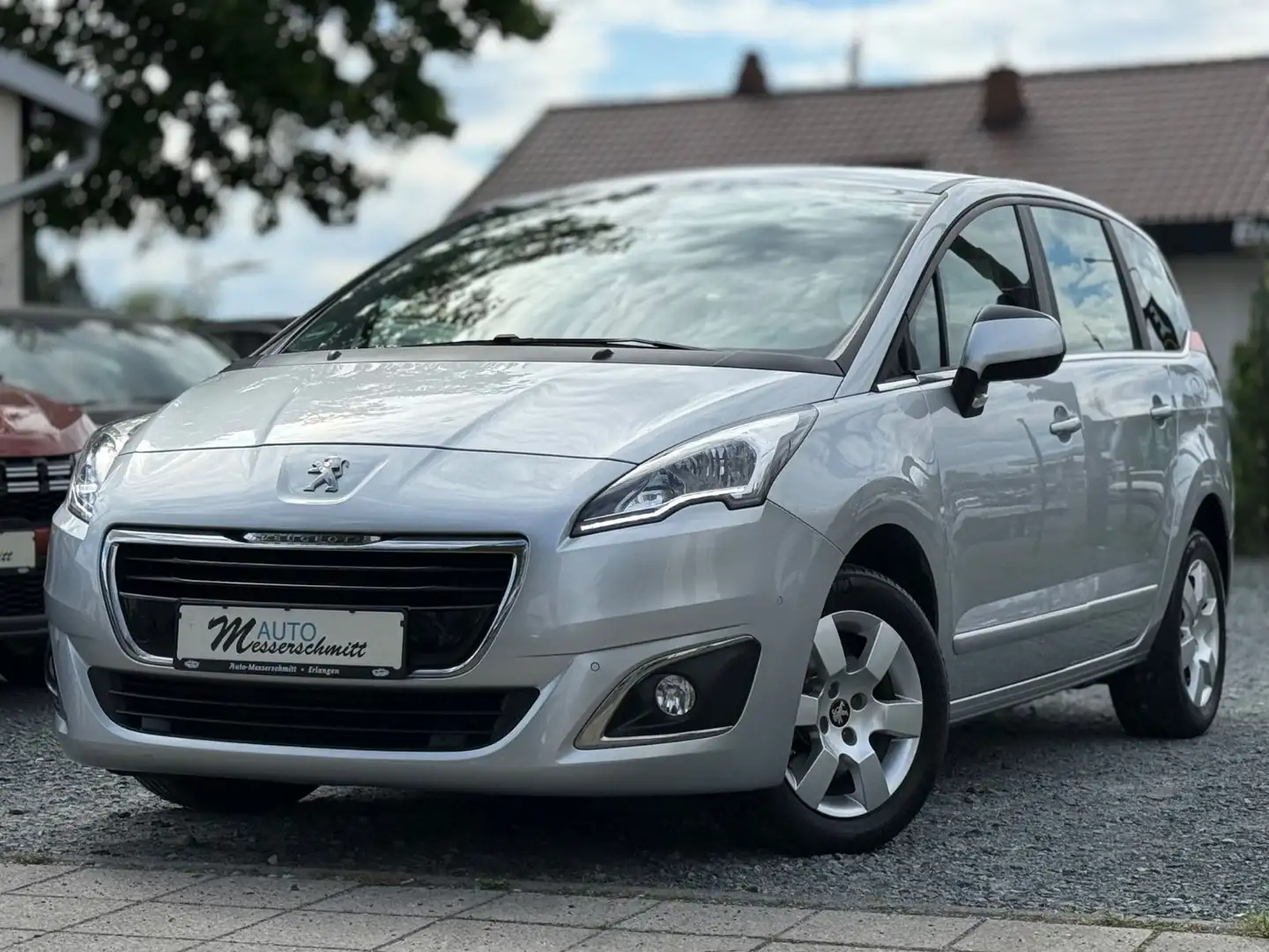 Peugeot 5008 Active HDI AUT. 7-SITZE KLIMA CAM SHZ Argent - 2