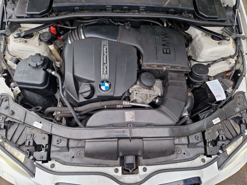 BMW 335 i Cabrio M Paket + Edition + DKG + — photo 16