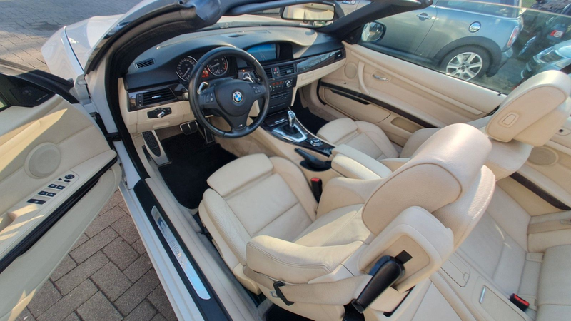 BMW 335 i Cabrio M Paket + Edition + DKG + — photo 8