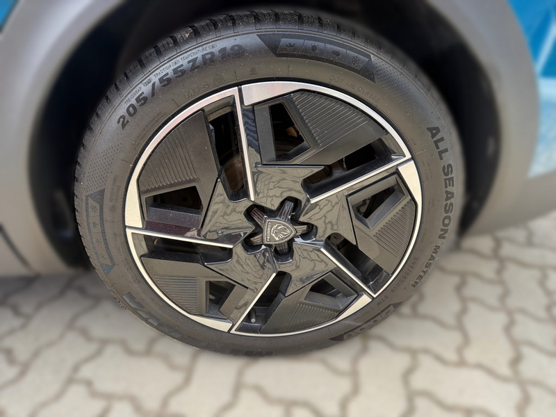 Peugeot 408 1.2 PureTech 130 GT NAVI ACC MATRIX-LED — photo 15