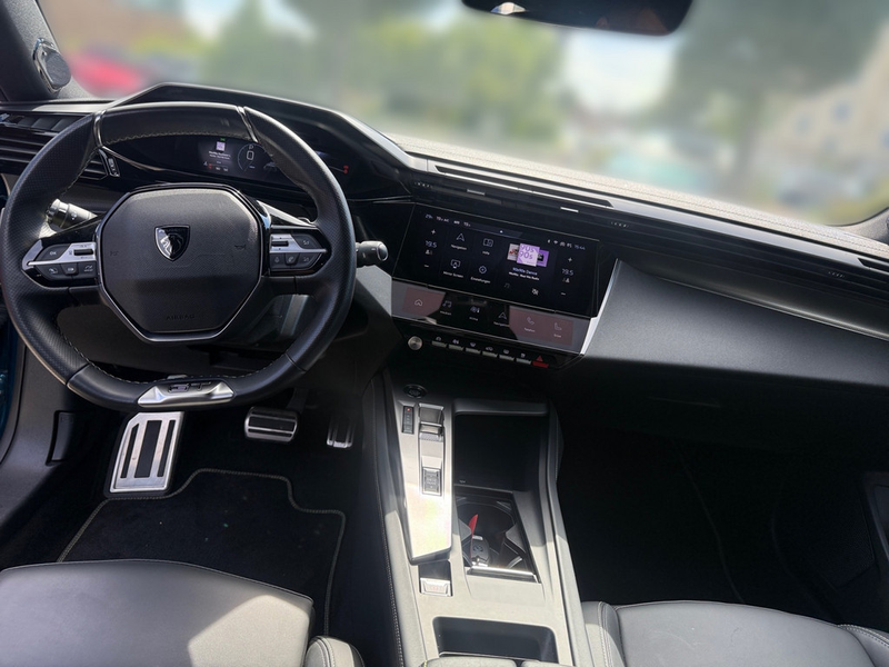 Peugeot 408 1.2 PureTech 130 GT NAVI ACC MATRIX-LED — photo 10