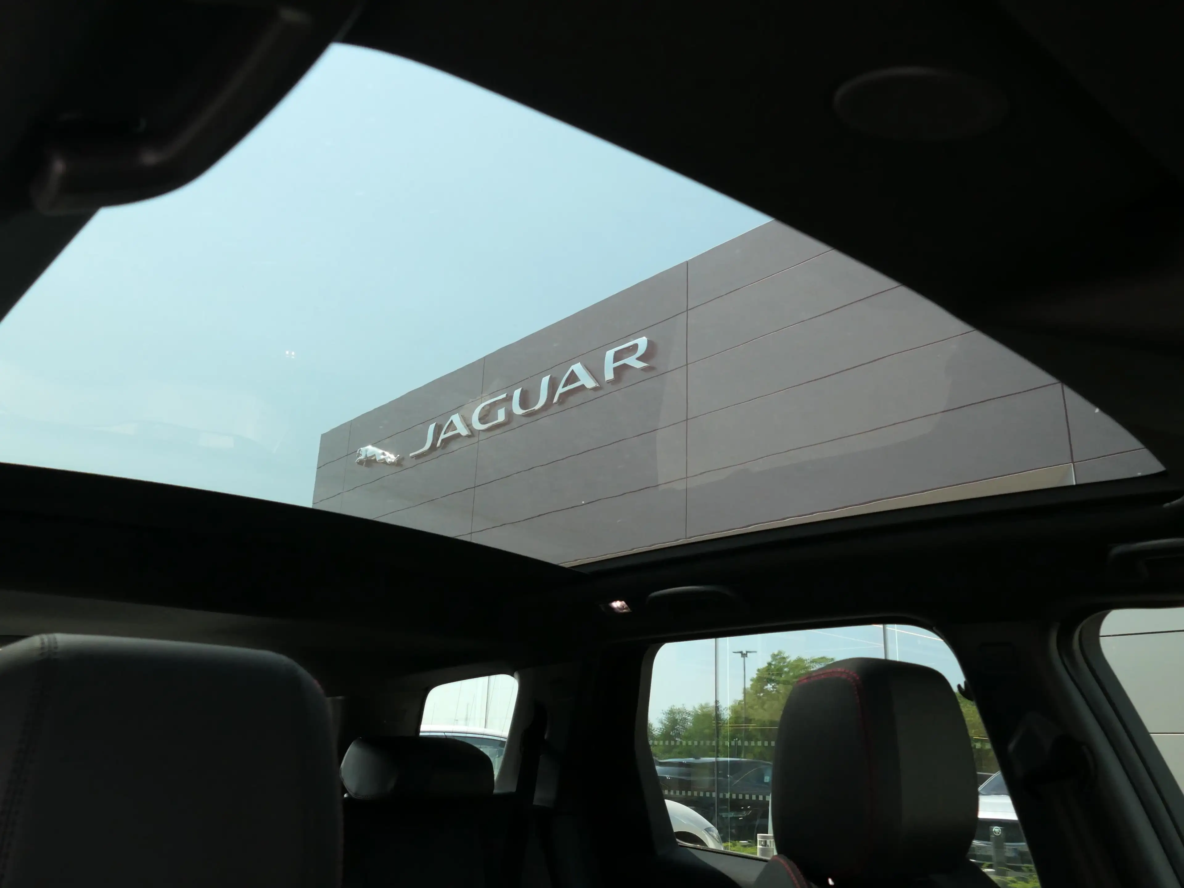 Land Rover Discovery Sport P300e R-Dynamic SE PANO | CAMERA | ACC | MERIDIAN — photo 10