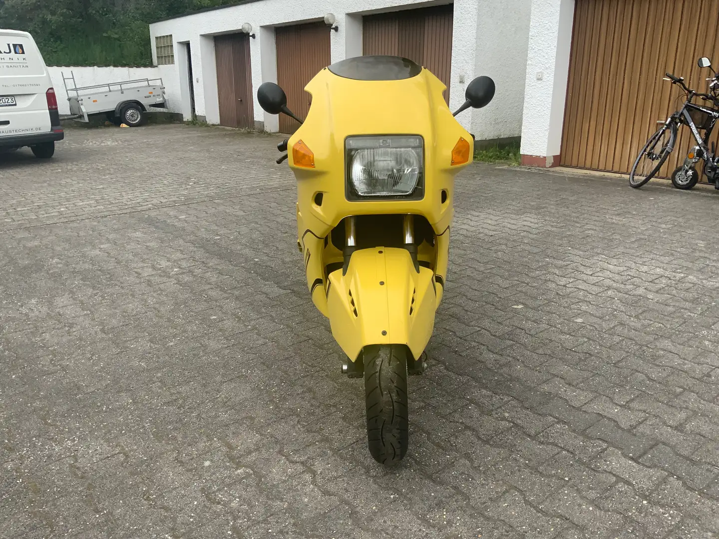 BMW K 1 Ultima in dakargelb Amarillo - 1