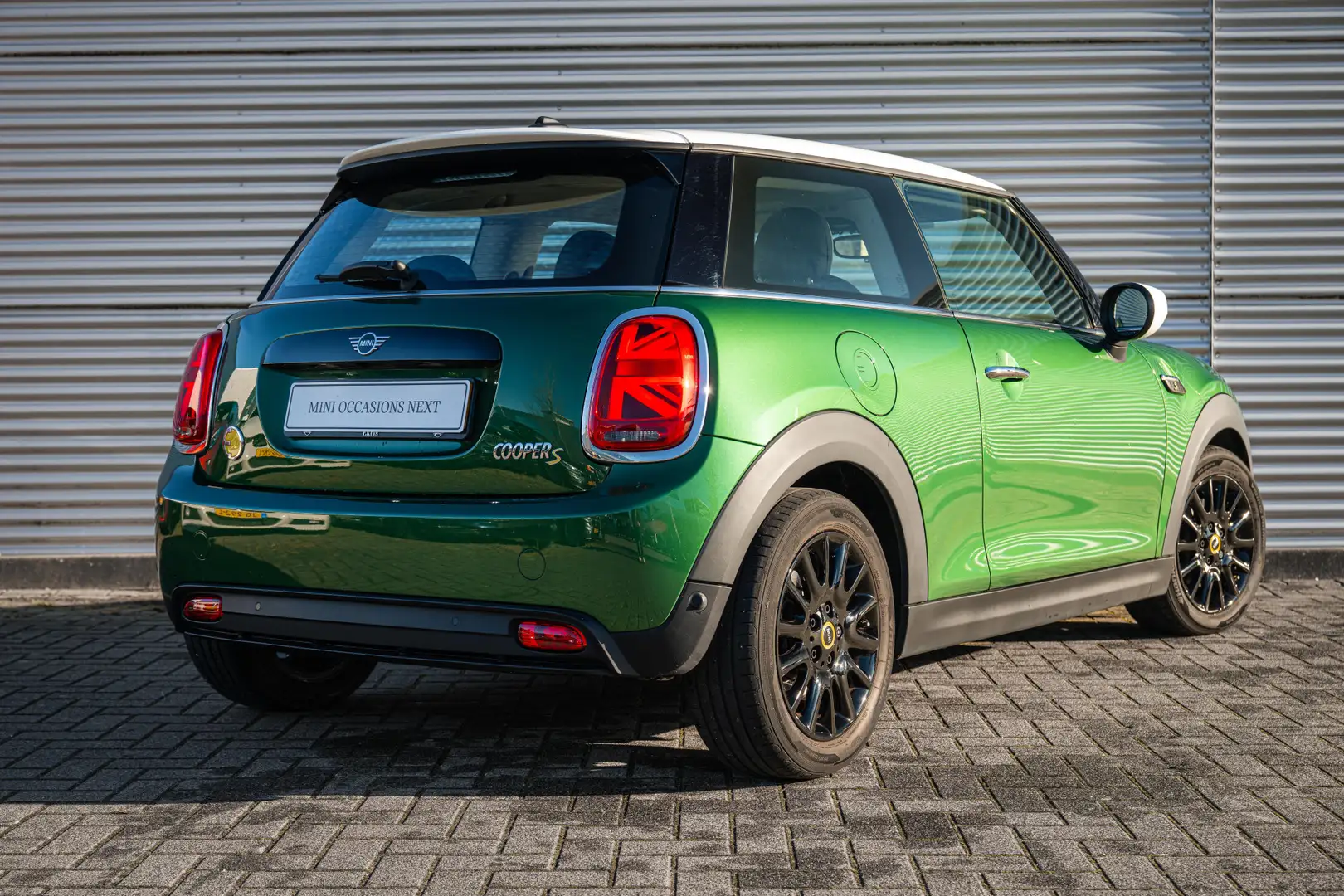 MINI Electric Classic / Sportstoelen / LED / Airconditi Зелений - 2