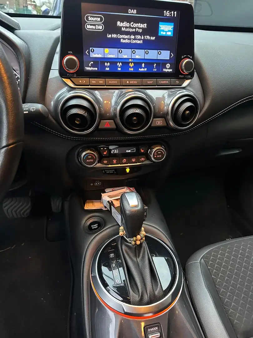 Nissan Juke F16 NEW JUKE DEP06 1,6L DIG-T 145 BUSINESS EDITION Grijs - 2