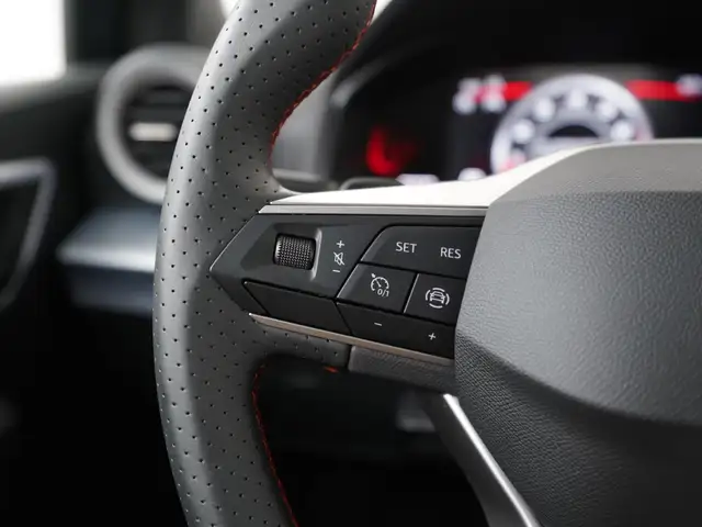 SEAT Arona view 8