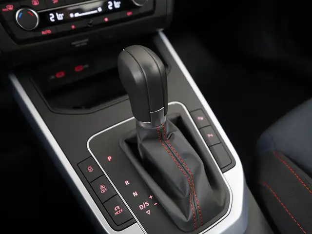 SEAT Arona view 11