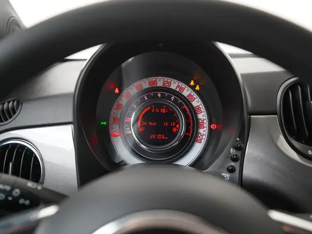 Fiat 500C view 8