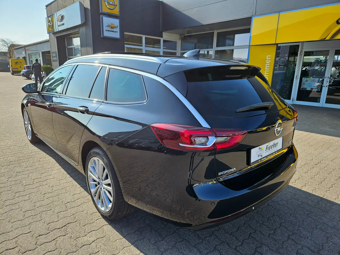 Opel Insignia INNOVATION   Panorama Dach/ Winter Paket / Navi Schwarz - 2