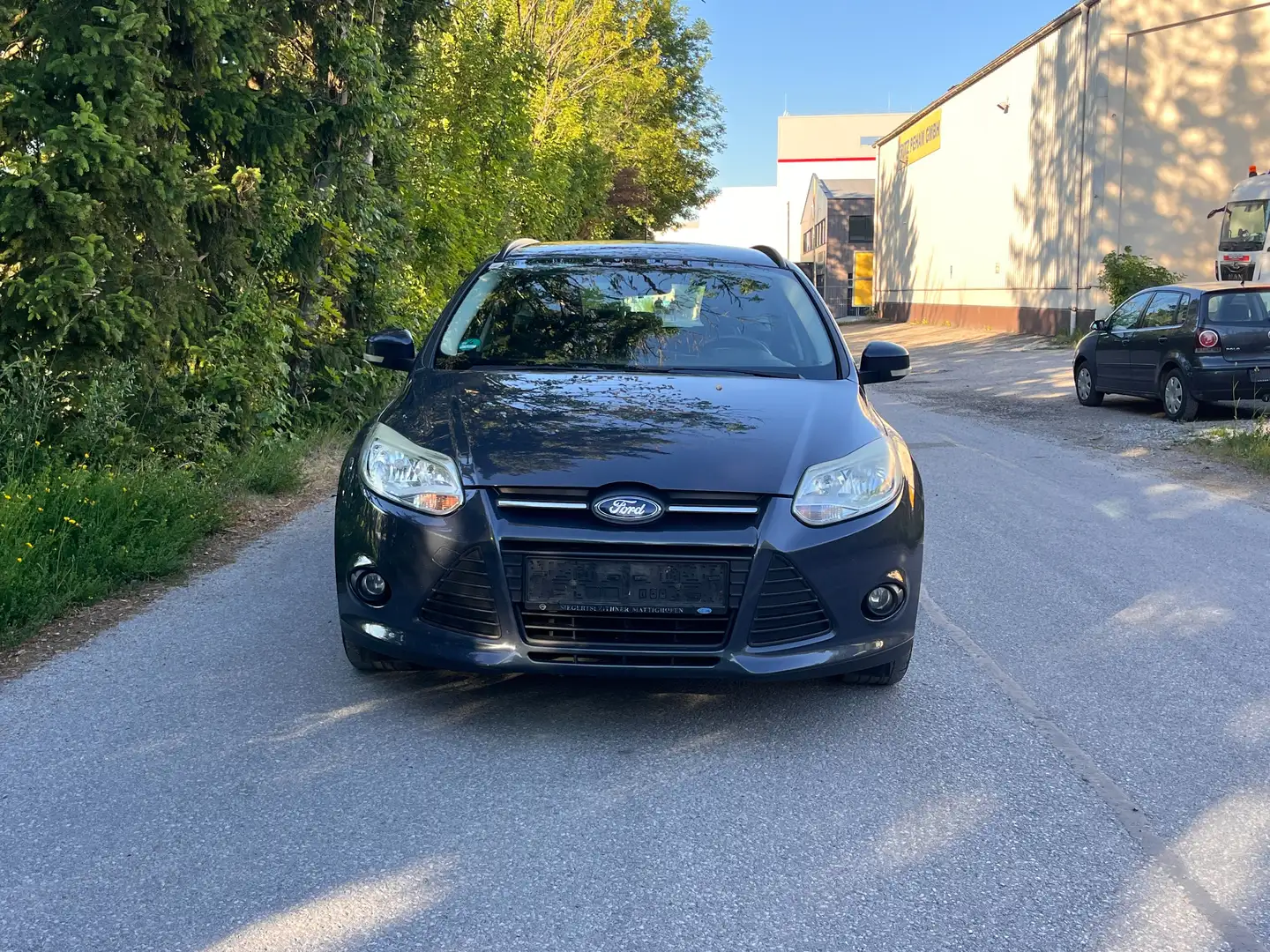 Ford Focus 1.6TDci Top Ausstattung Euro 5 Grau - 2