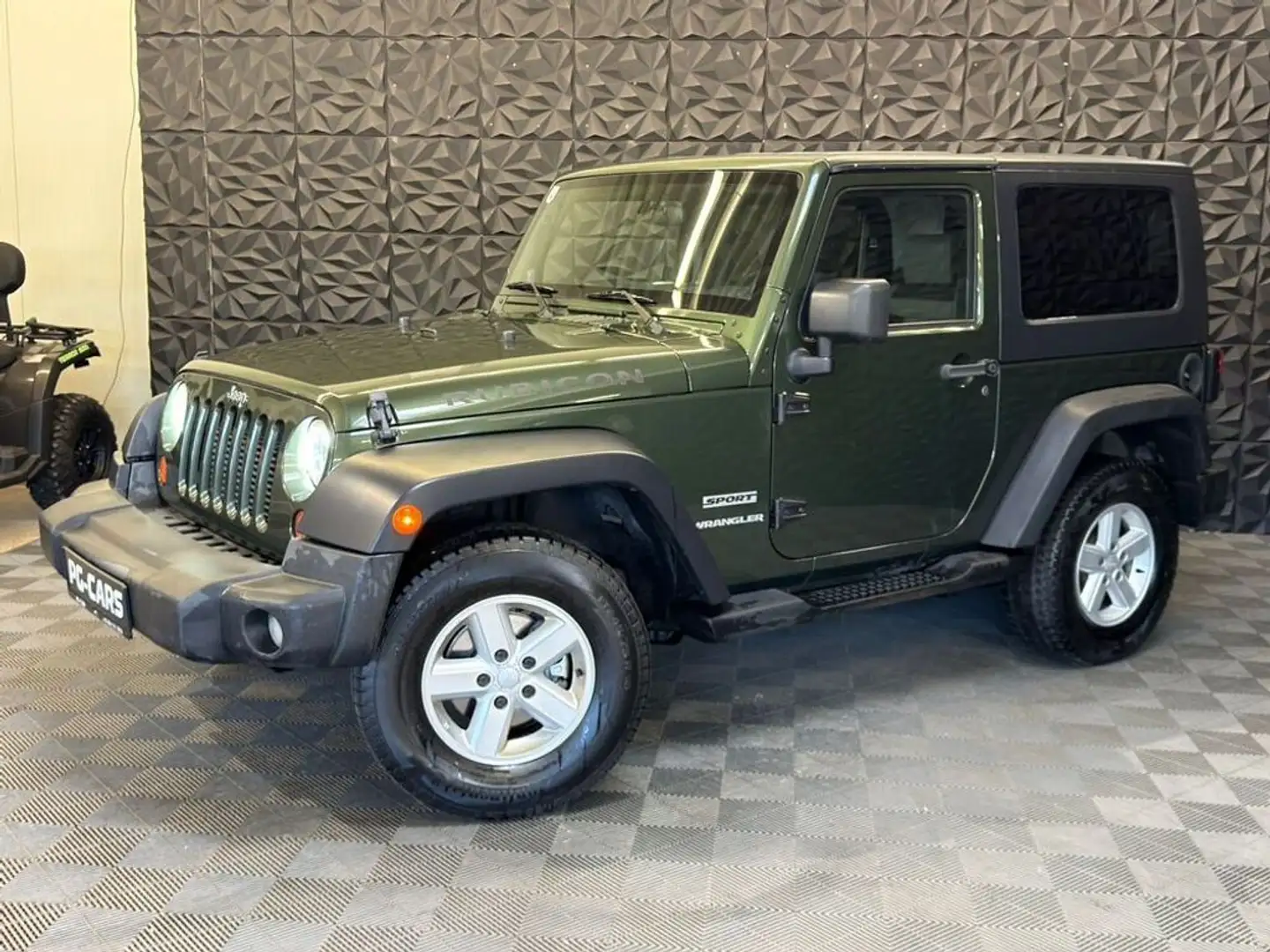 Jeep Wrangler Sport Plus 2.8 CRD Softtop 4x4 Grün - 1