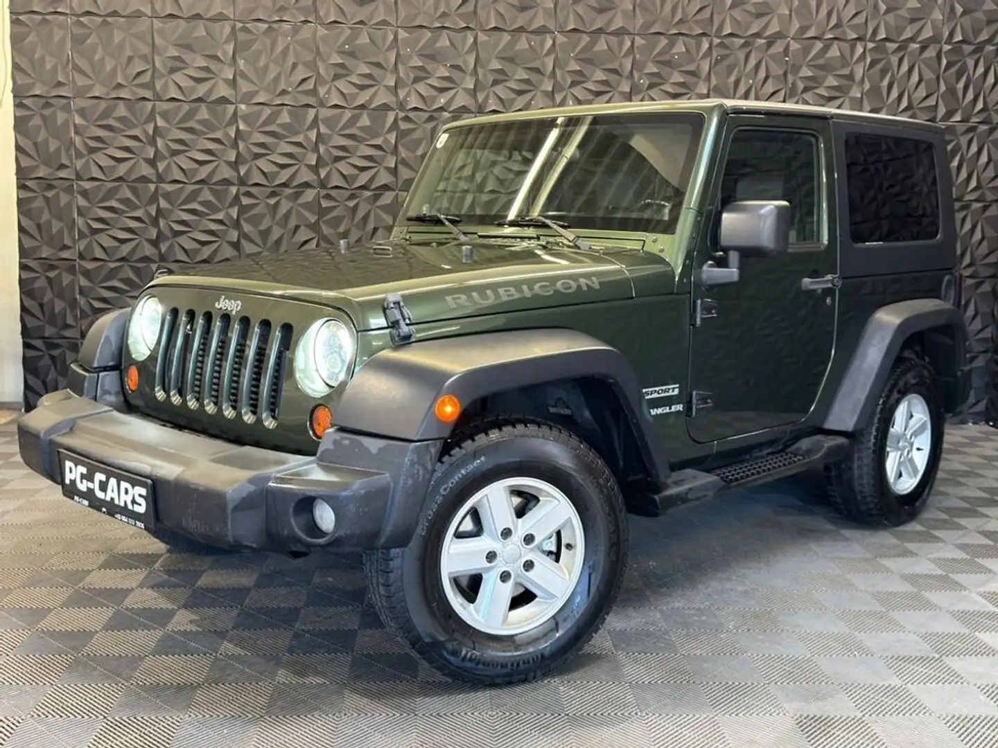 Jeep Wrangler Sport Plus 2.8 CRD Softtop 4x4 Grün - 2