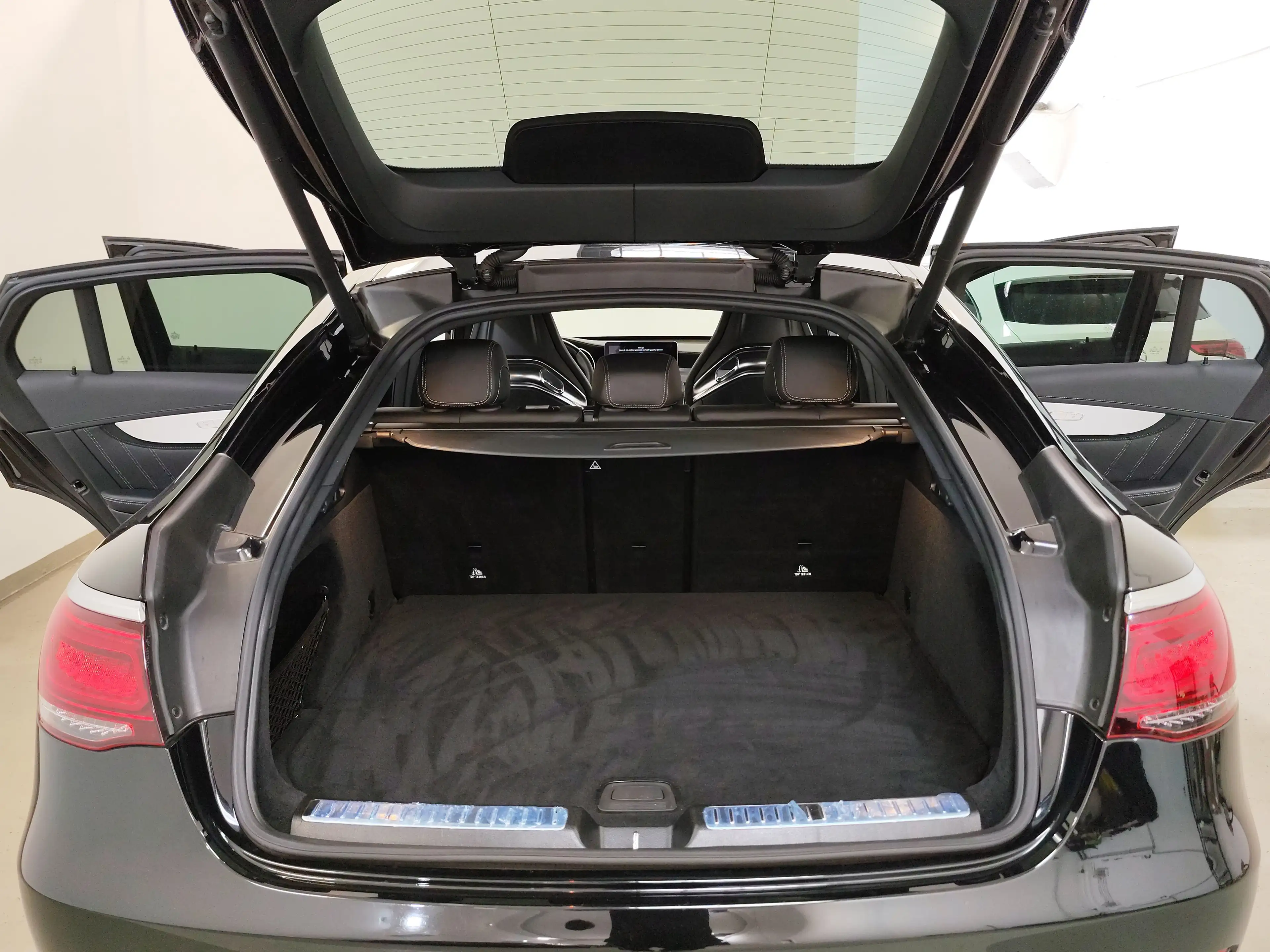 Mercedes-Benz GLC 63 AMG - GLC 63 S AMG 4Matic Export 70.000€ — photo 15