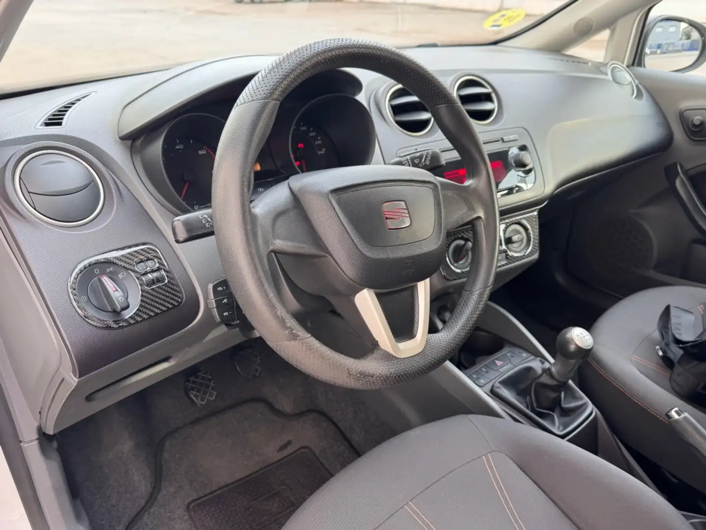 SEAT Ibiza 1.2TDI CR Reference E Ecomotive Blanco - 2