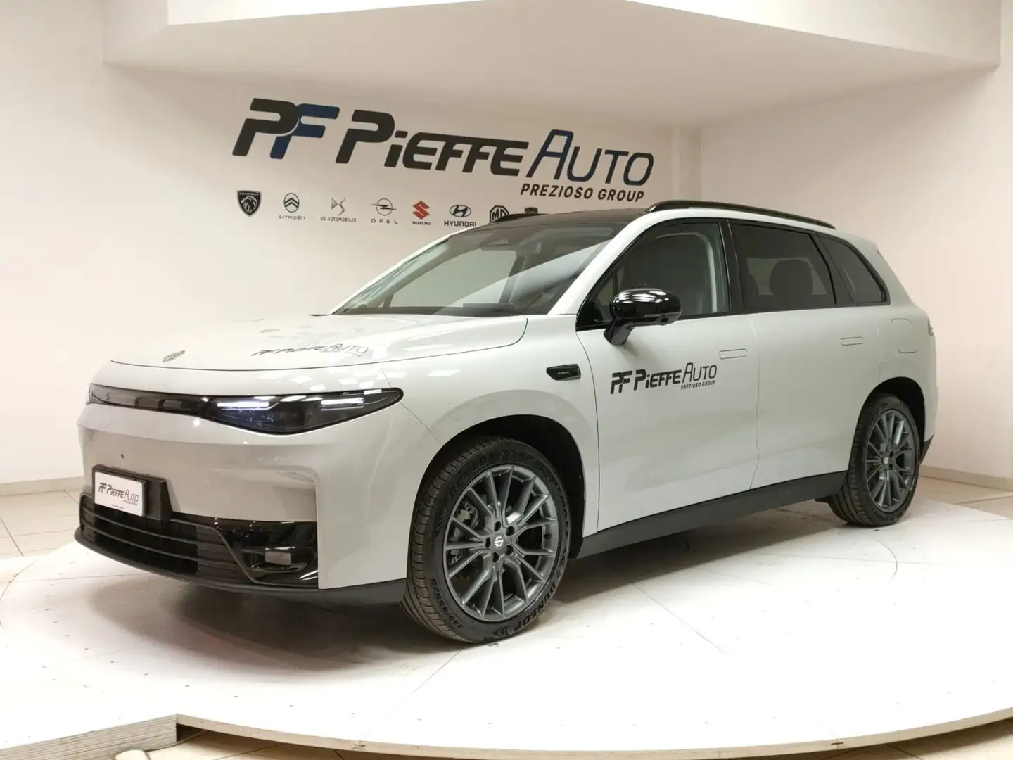 Leapmotor C10 DESIGN Grigio - 1
