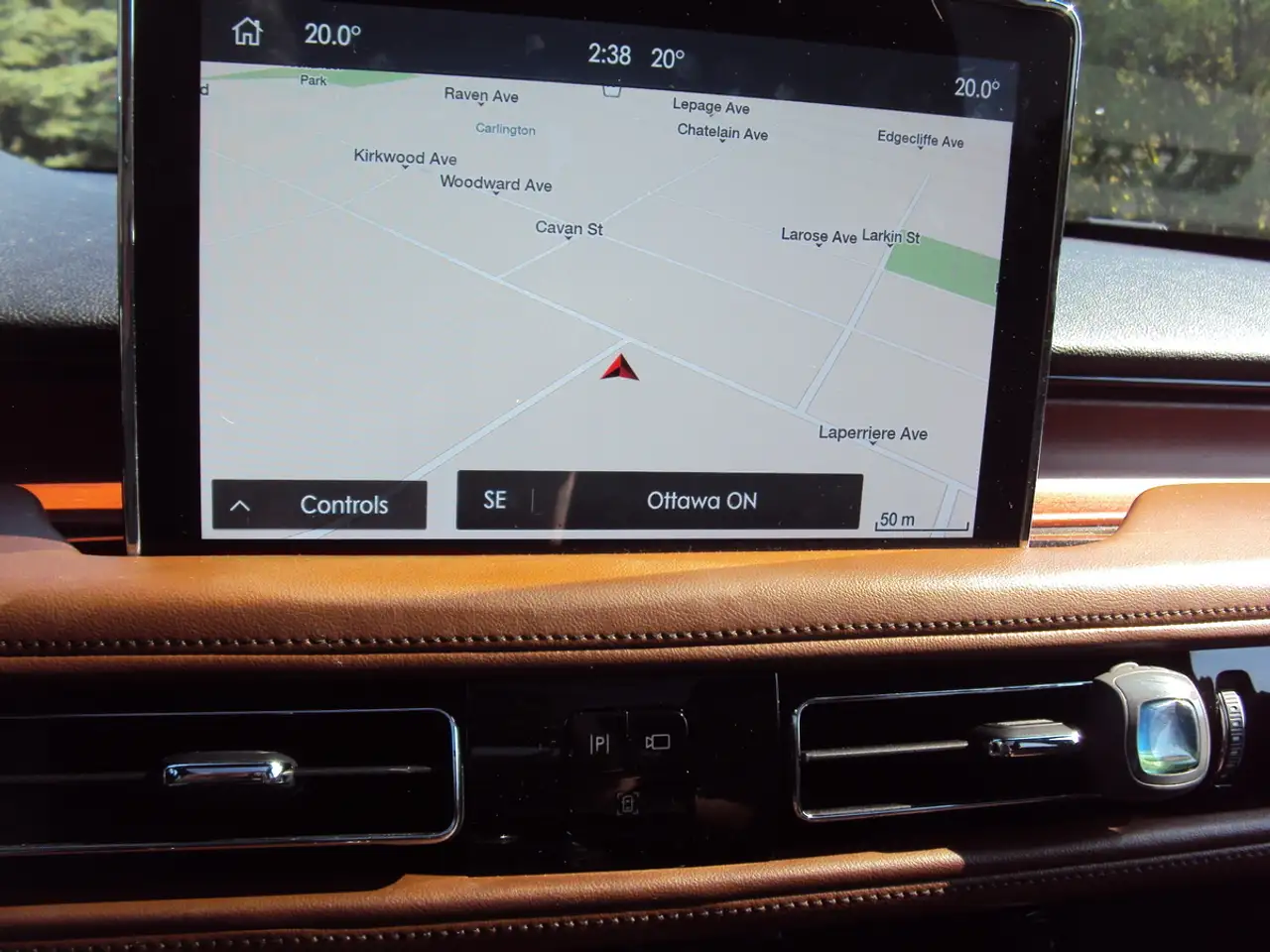 Lincoln Aviator снимка Lincoln Aviator