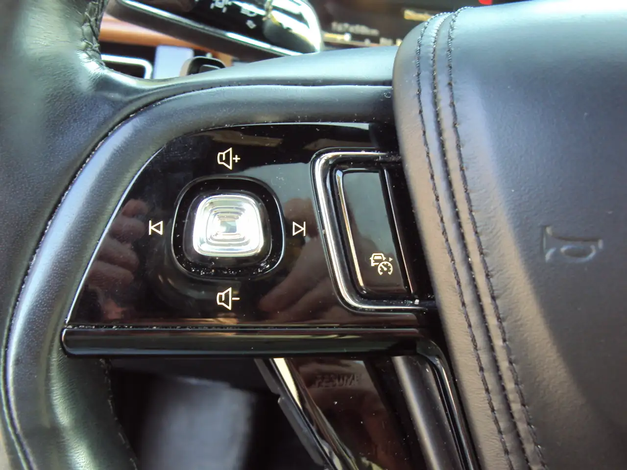 Lincoln Aviator снимка Lincoln Aviator
