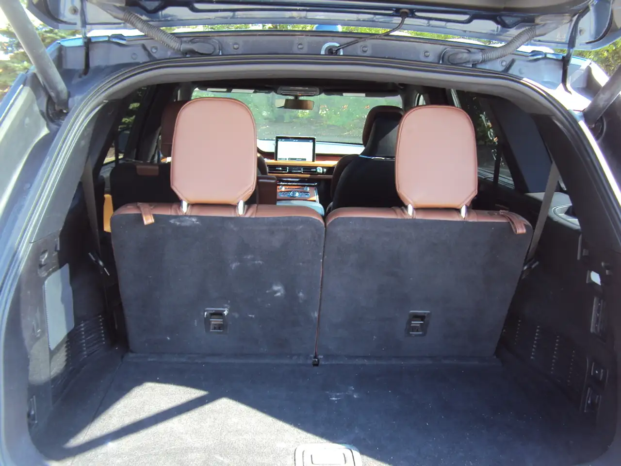 Lincoln Aviator снимка Lincoln Aviator