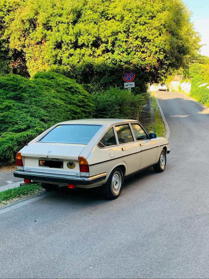 Lancia Beta 2.0 Beige - 1