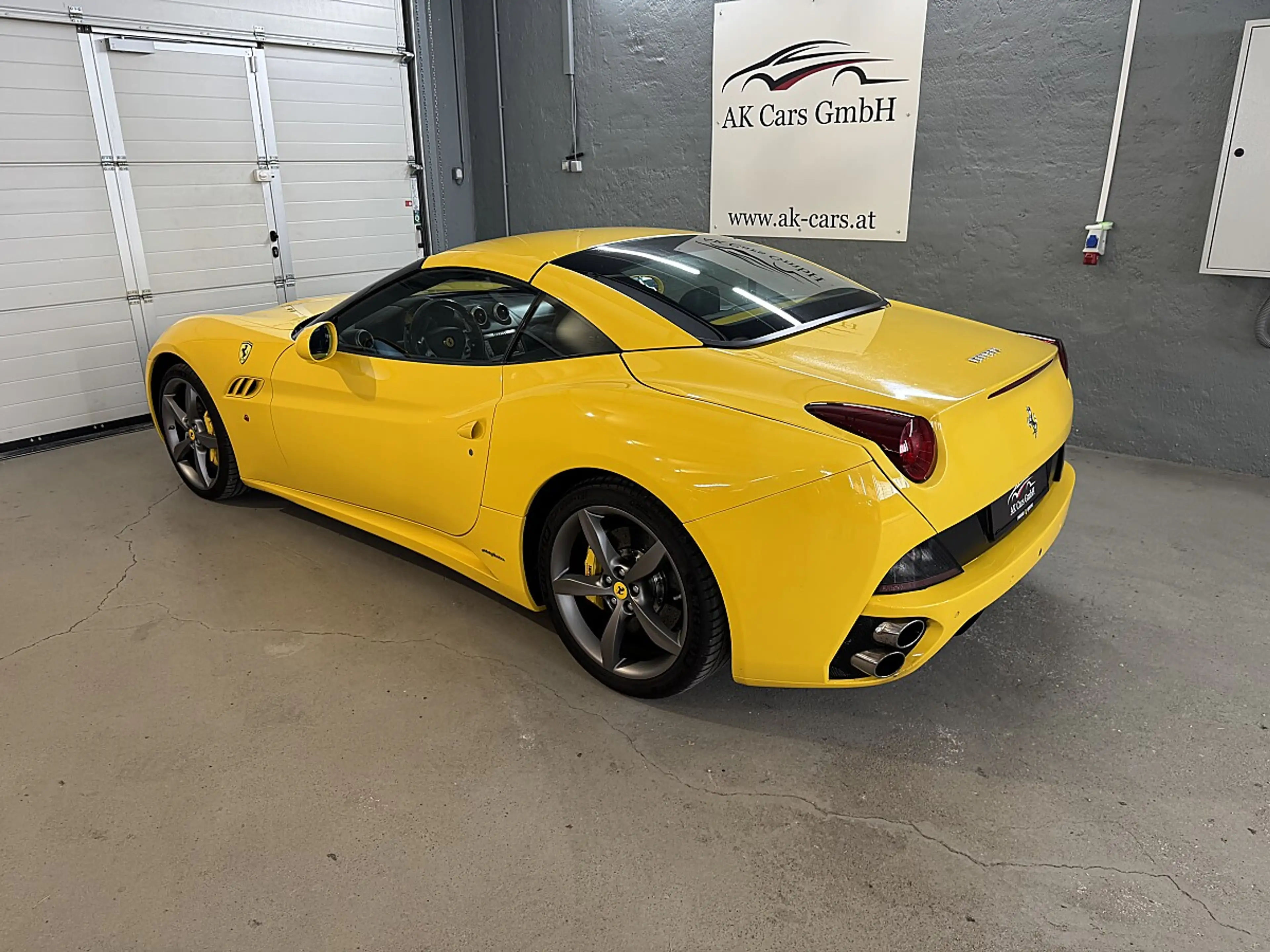 Ferrari California Aut. — photo 10