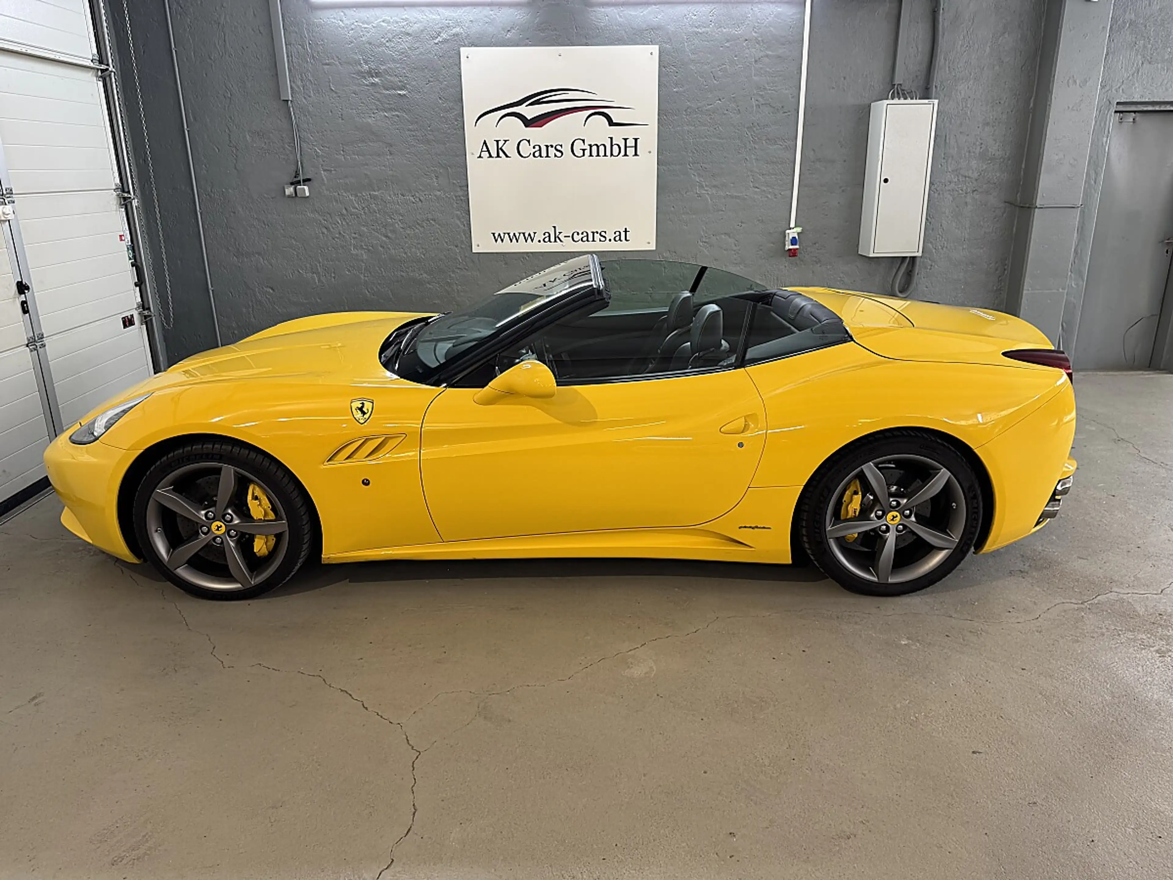 Ferrari California Aut. — photo 8