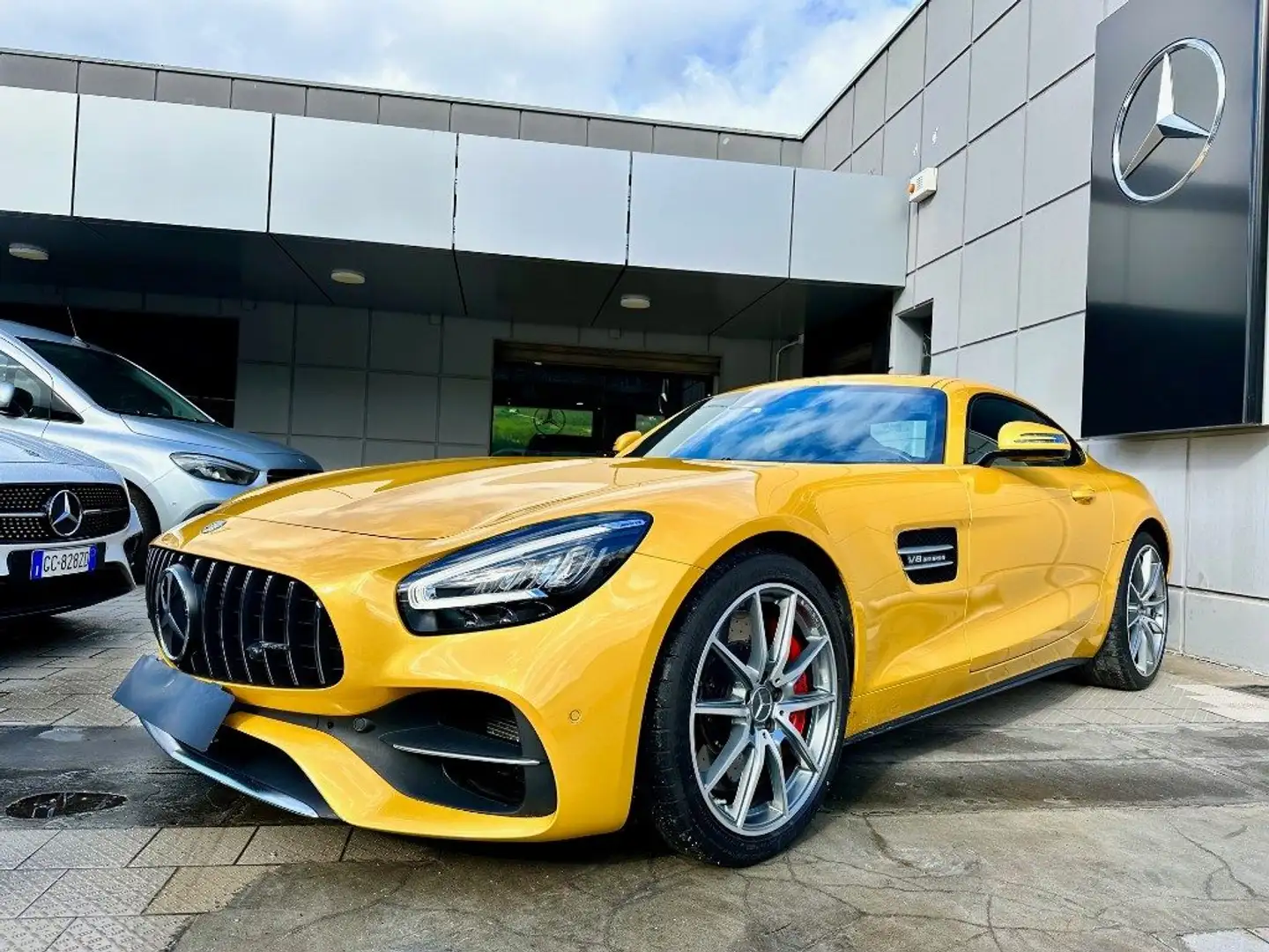 Mercedes-Benz AMG GT GT AMG S Jaune - 2