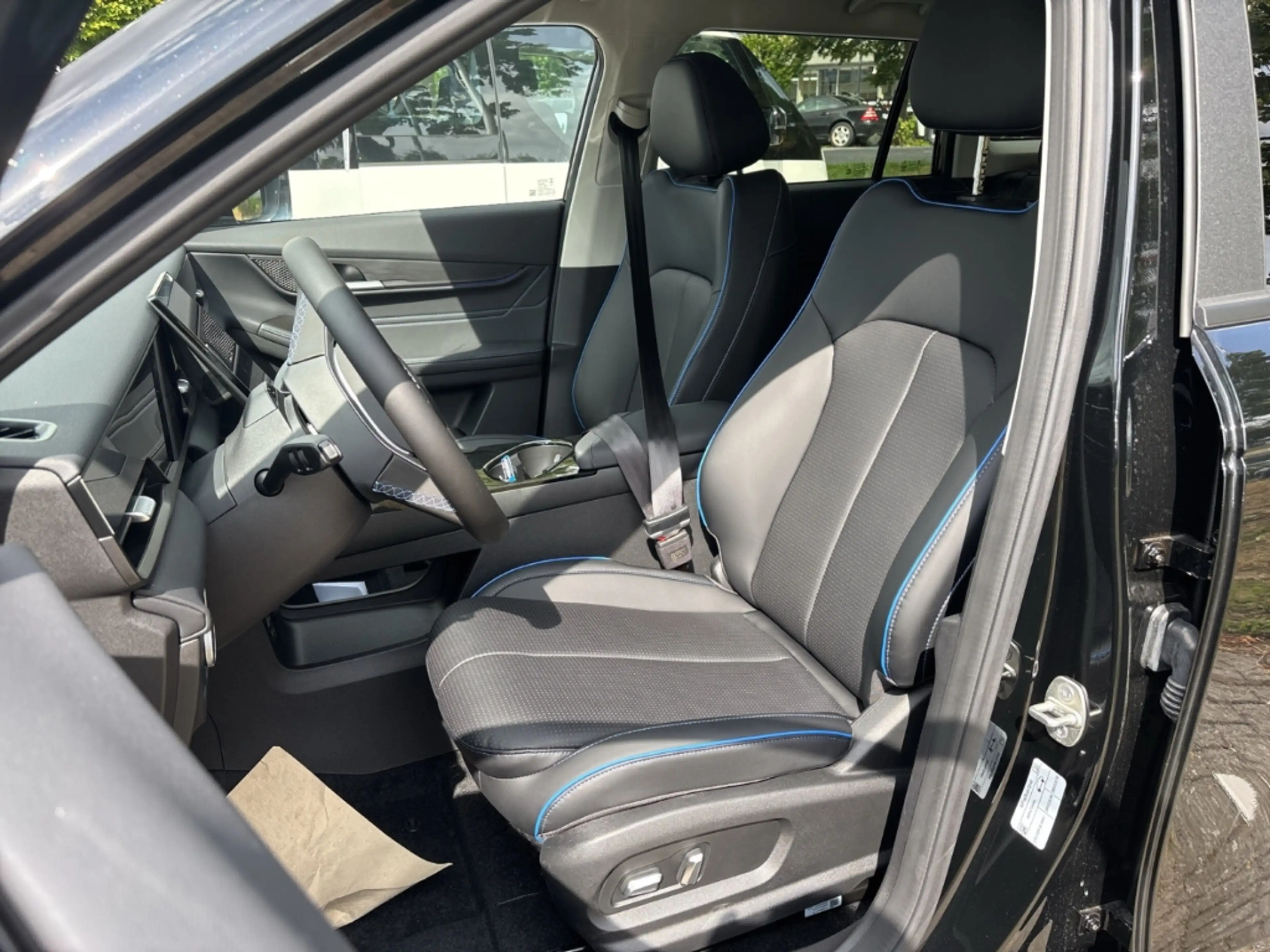 Jaecoo J5 EV Exclusive / 0% FINANZ. / PANO / LM 18'' / SOFOR — photo 8