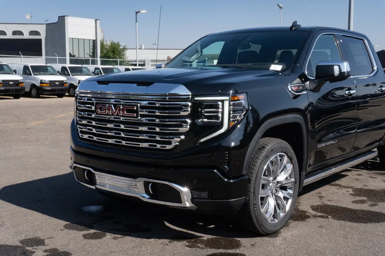GMC Sierra 1500 снимка GMC Sierra 1500