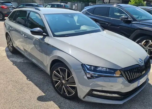 Skoda Superb Superb III 2016 Wagon Wagon 2.0 tdi evo Sportline 4x4 200cv dsg